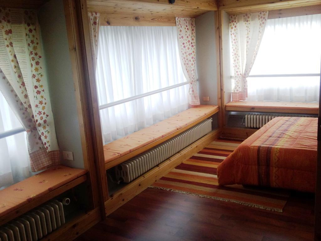 Appartamento Artuik Marilleva Kamer foto