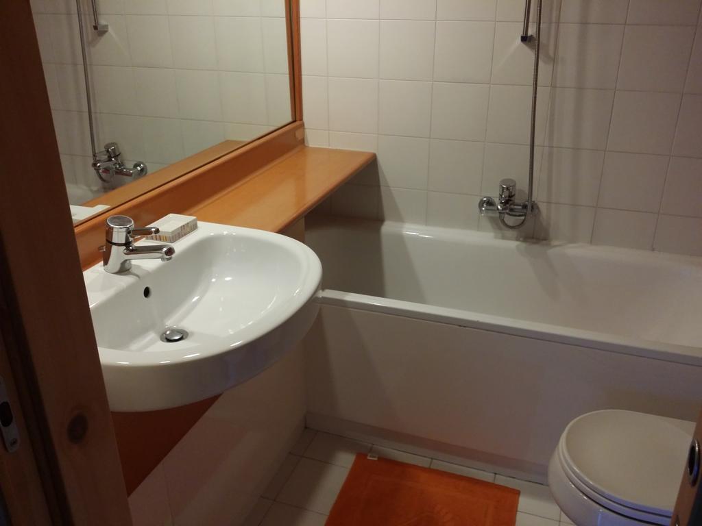 Appartamento Artuik Marilleva Buitenkant foto